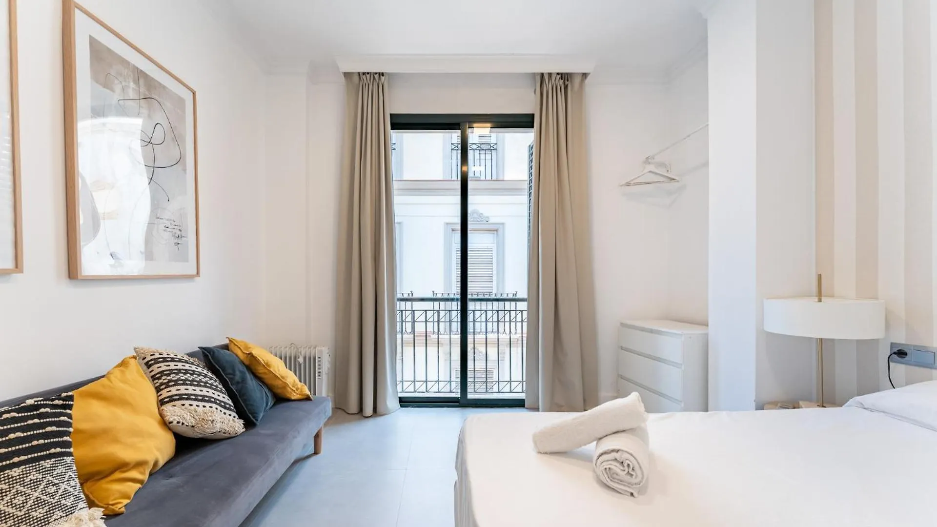 Bhost - Cinteria Apartment Malaga